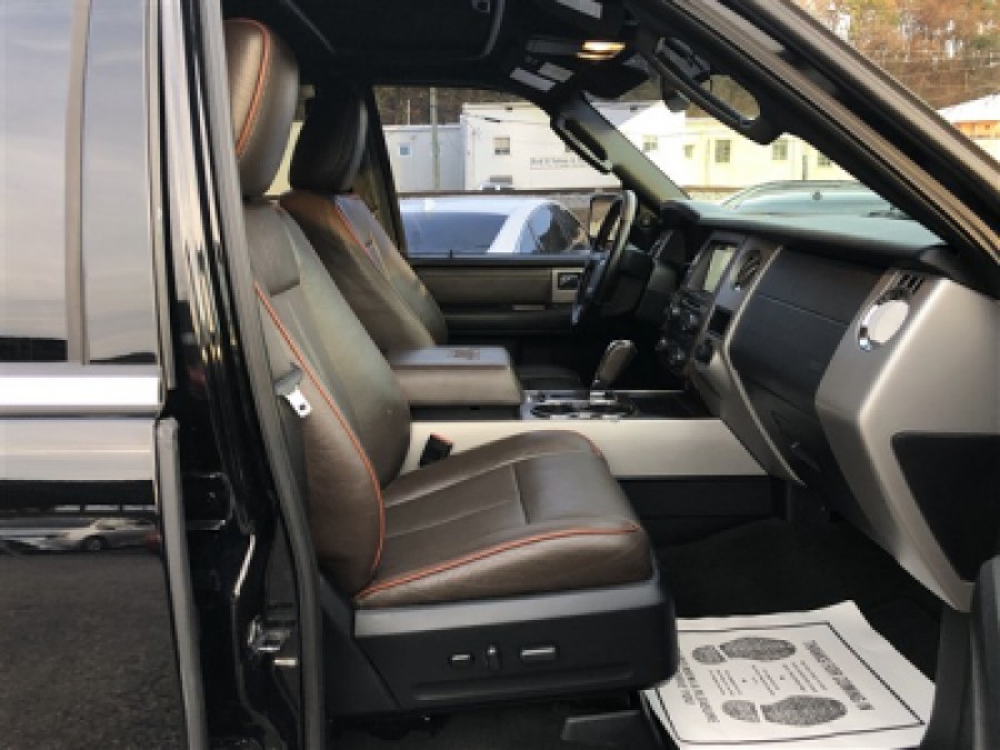 2016 Ford Expedition King Ranch photo 3