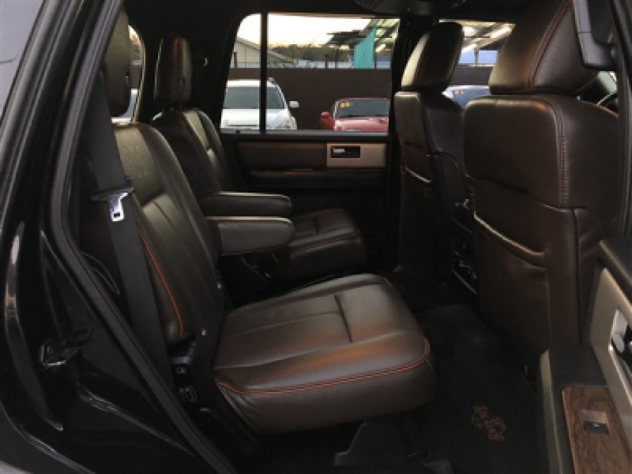 2016 Ford Expedition King Ranch photo 2
